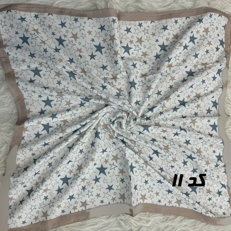 مینی اسکارف آبی نخ طرحبندی قواره 65×65 مناسب استفاده روزمره
