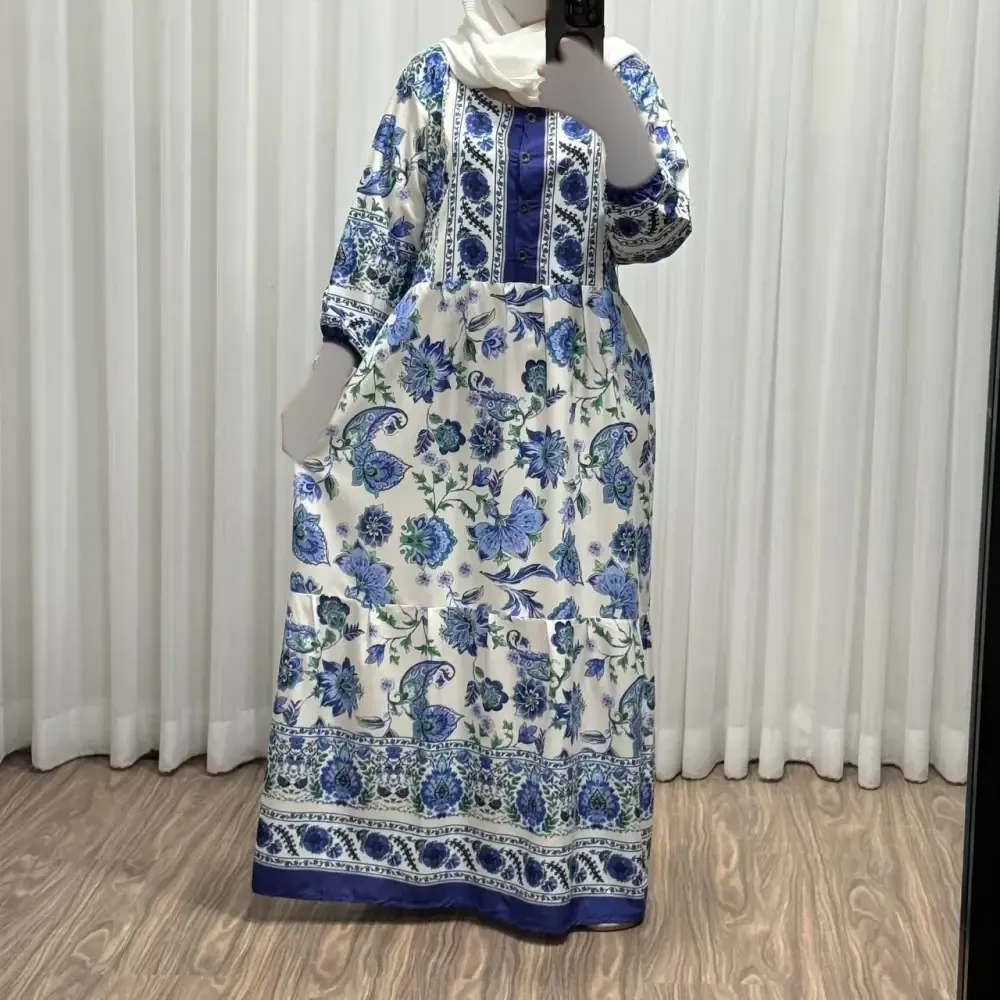 پیراهن زنانه مدل نازلی کد 715 فری سایز تا 46 جنس فلور بوگاتی چهارفصل تنخور شیک و راحت کمربند دارد جلوی کار دکمه دارد